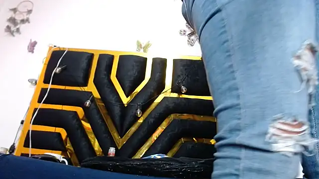 Helennahot online show from February 25, 6:53 pm