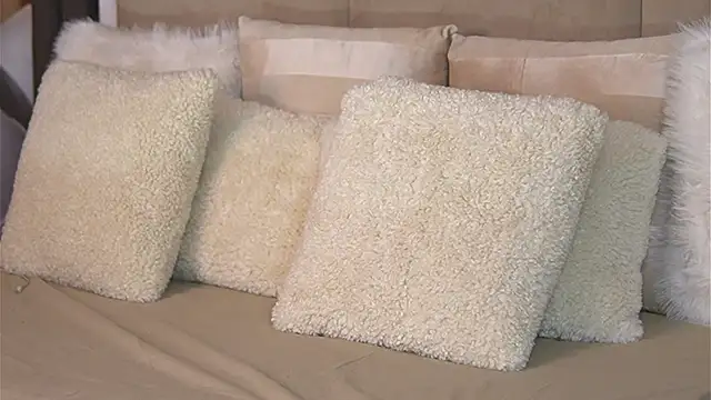 AnaisBellas online show from December 3, 3:52 am