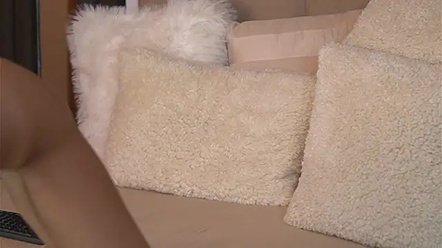 AnaisBellas online show from December 9, 11:34 pm