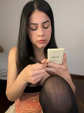 CuteKira7 online show from March 29, 3:06 am