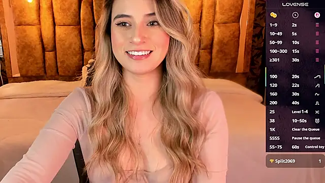 Snapshot of KiaraCarter chatting on September 24, 8:01 pm KiaraCarter online show from September 24, 8:01 pm