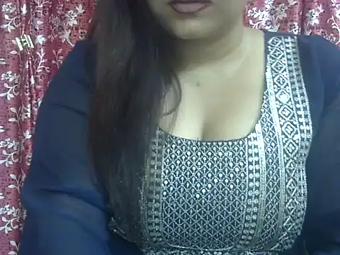 Snapshot of Lusty_Wife1 chatting on April 20, 10:40 am Lusty Wife1 online show from April 20, 10:40 am