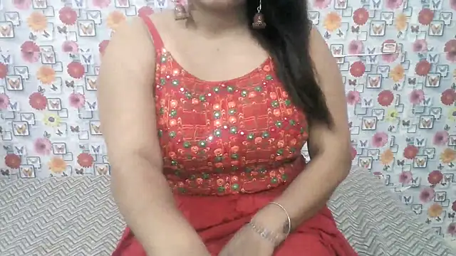 Snapshot of Lusty_Wife1 chatting on June 19, 10:08 am Lusty Wife1 online show from June 19, 10:08 am