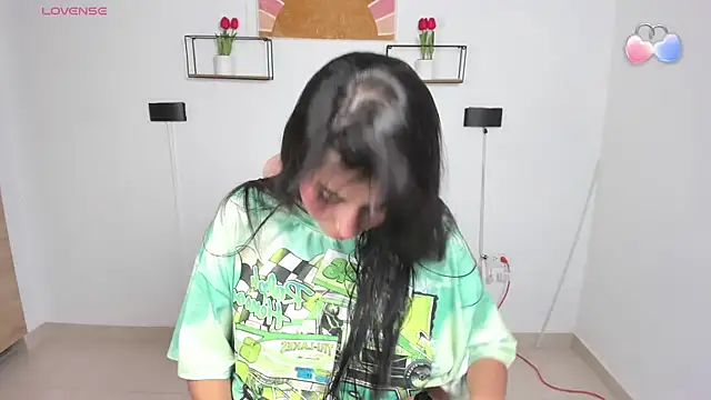 emily villamil online show from May 23, 10:03 pm