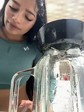 AgathaGeorgiou online show from May 27, 9:34 pm