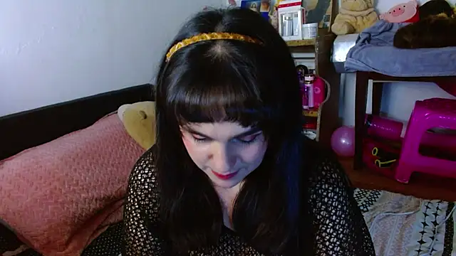 collette beaufoy  online show from May 25, 6:19 am