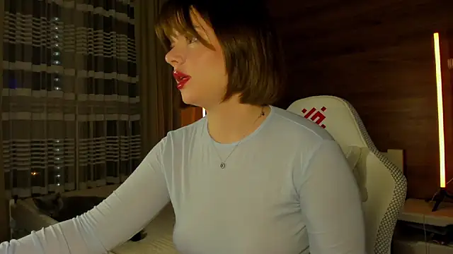 Elizabeth Hottie  online show from May 18, 11:21 pm