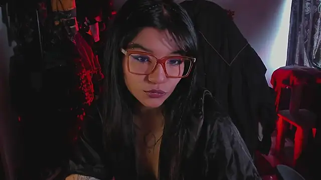 Snapshot of annie_walker6 chatting on September 12, 6:19 pm annie walker6 online show from September 12, 6:19 pm