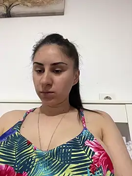 JenniferEdith online show from July 6, 5:59 am
