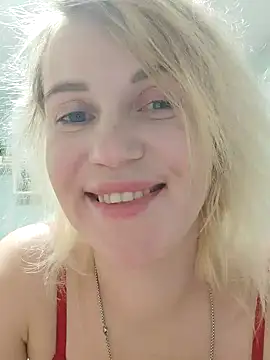 Snapshot of Linda_Gregory chatting on December 3, 1:52 am Linda Gregory online show from December 3, 1:52 am