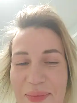 Snapshot of Linda_Gregory chatting on February 14, 9:21 pm Linda Gregory online show from February 14, 9:21 pm