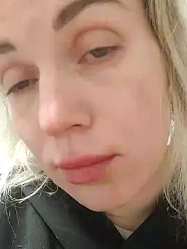 Snapshot of Linda_Gregory chatting on March 3, 1:42 am Linda Gregory online show from March 3, 1:42 am