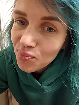 Snapshot of Linda_Gregory chatting on February 6, 12:04 am Linda Gregory online show from February 6, 12:04 am