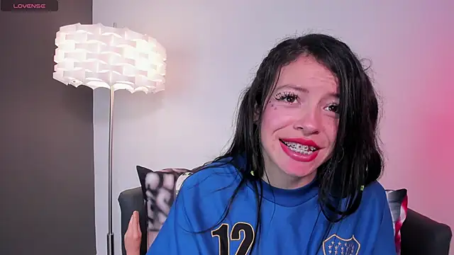 Snapshot of miss_canndy chatting on December 11, 12:12 am miss canndy online show from December 11, 12:12 am