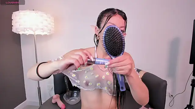 Snapshot of miss_canndy chatting on December 19, 9:49 pm miss canndy online show from December 19, 9:49 pm