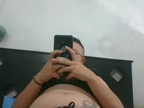 Snapshot of EdenJupiter chatting on September 25, 7:28 pm EdenJupiter online show from September 25, 7:28 pm