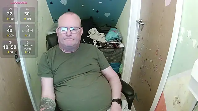 FriendlyDave online show from February 26, 11:20 am