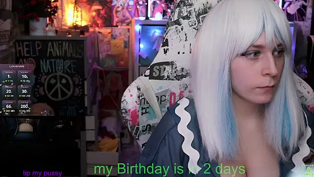 Snapshot of ShiroiFubuki chatting on February 18, 5:21 pm ShiroiFubuki online show from February 18, 5:21 pm