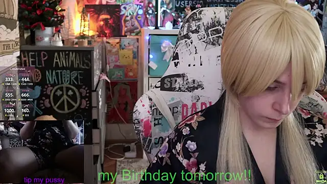 Snapshot of ShiroiFubuki chatting on February 19, 1:06 pm ShiroiFubuki online show from February 19, 1:06 pm