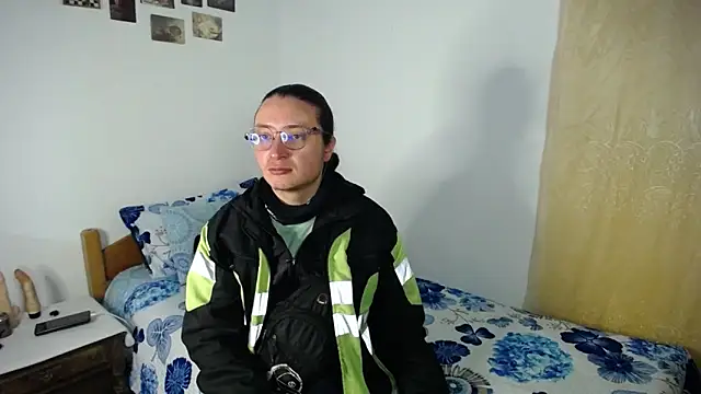 monkeywillwhite online show from May 11, 4:07 am