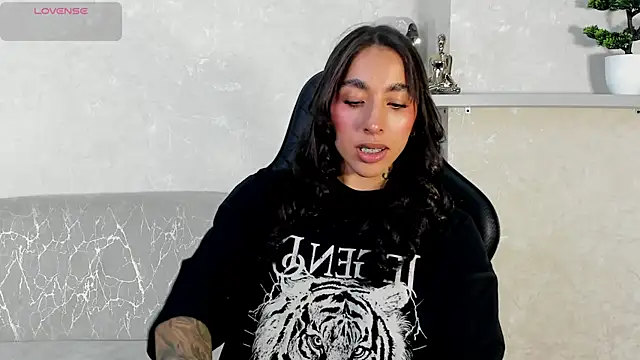 Snapshot of KAYLA_BATISTA chatting on July 13, 11:29 pm KAYLA BATISTA online show from July 13, 11:29 pm