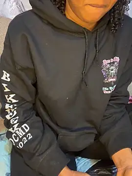 sweetestval online show from October 25, 3:58 am