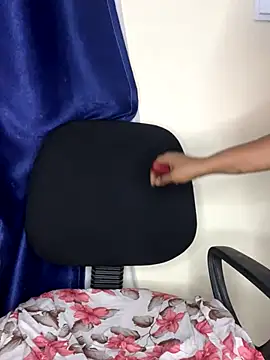 sweetestval online show from November 6, 6:03 am