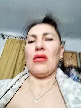 lindaledi2 online show from April 12, 4:34 pm