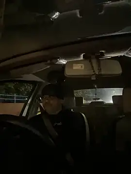 Dick 6inches online show from October 29, 12:40 pm