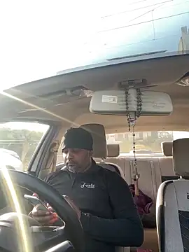 Dick 6inches online show from March 3, 3:01 am