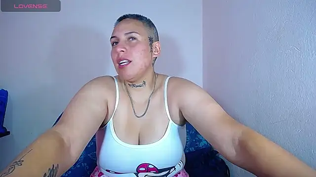 Yessi rousse online show from January 22, 5:06 pm