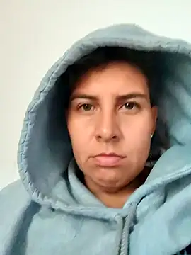 Yessi rousse online show from April 4, 3:20 pm