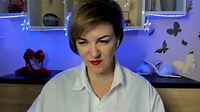 feliziaDesire online show from March 15, 6:58 am