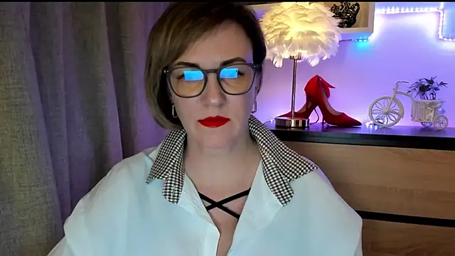 feliziaDesire online show from October 9, 12:47 pm