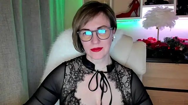 feliziaDesire online show from December 22, 7:55 pm