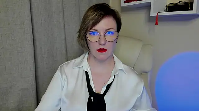feliziaDesire online show from May 7, 11:26 am