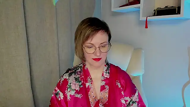 feliziaDesire online show from May 16, 6:32 am