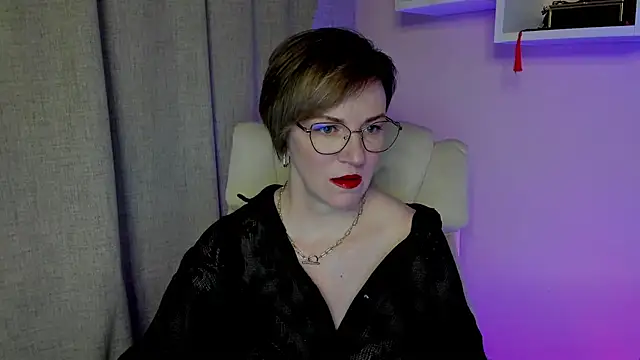 feliziaDesire online show from May 26, 12:56 pm
