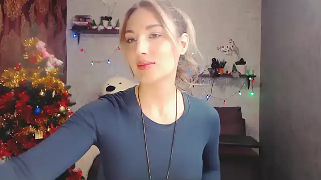 Snapshot of MillaXQueen chatting on January 6, 5:52 am MillaXQueen online show from January 6, 5:52 am