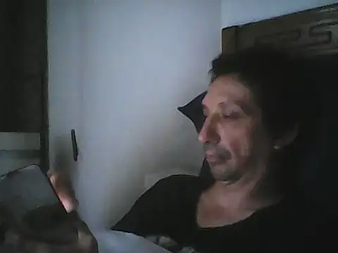 Snapshot of Pacobakan042 chatting on May 1, 4:11 pm Pacobakan042 online show from May 1, 4:11 pm