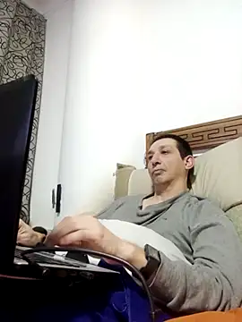 Snapshot of Pacobakan042 chatting on June 11, 2:53 am Pacobakan042 online show from June 11, 2:53 am