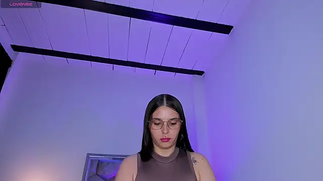 Snapshot of ice_grace chatting on June 23, 8:23 am ice grace online show from June 23, 8:23 am