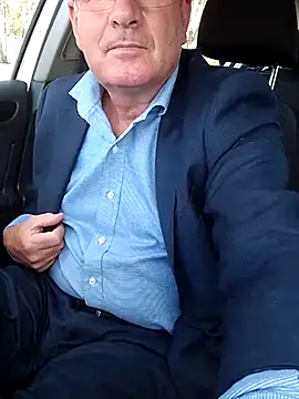 stiffandlubedxh online show from March 3, 2:15 am