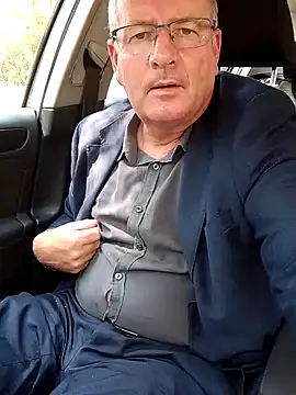 stiffandlubedxh online show from March 4, 1:55 am