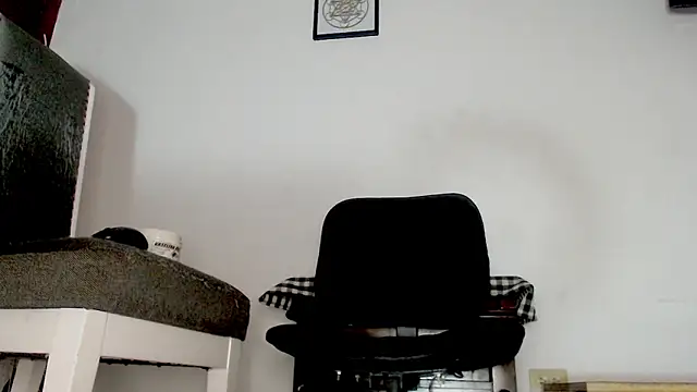 AngelBarbaro online show from May 18, 8:36 pm