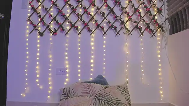 naughty ebonyy online show from April 18, 12:42 pm