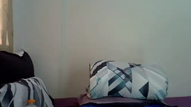 AddictiveAssCurves online show from January 16, 8:40 am