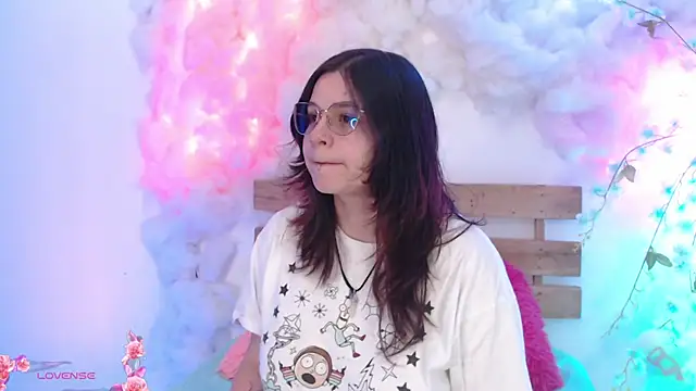 Mey moon online show from February 5, 9:18 pm