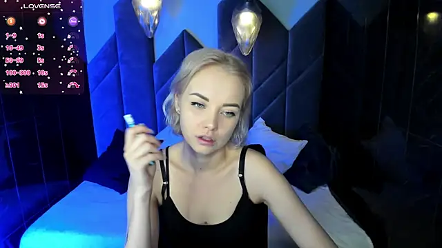 StephanieSweety online show from February 21, 2:38 pm