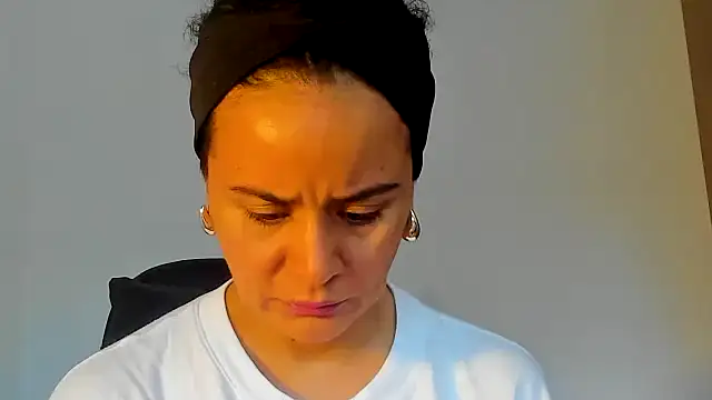 Sami Hotie1 online show from November 1, 10:01 pm